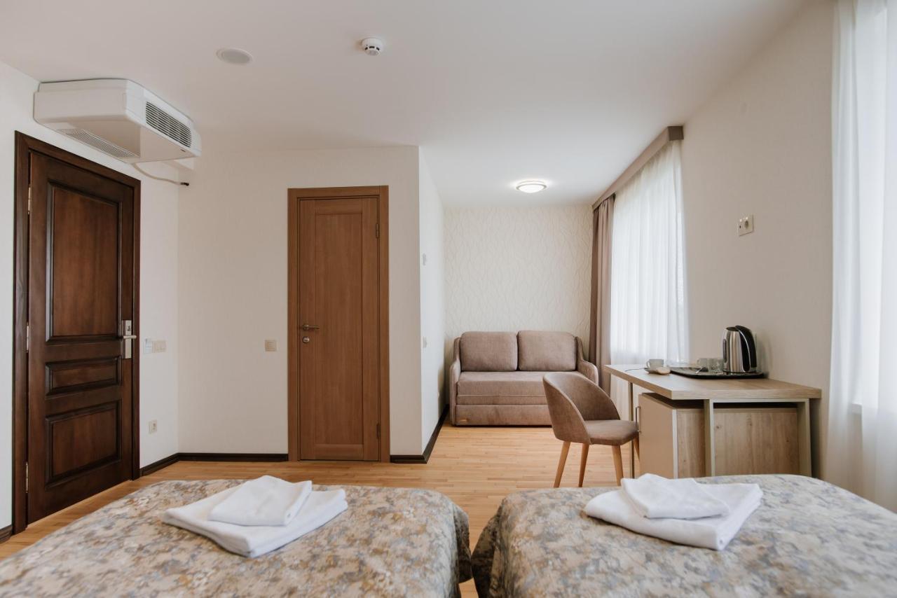 оранта Hotel