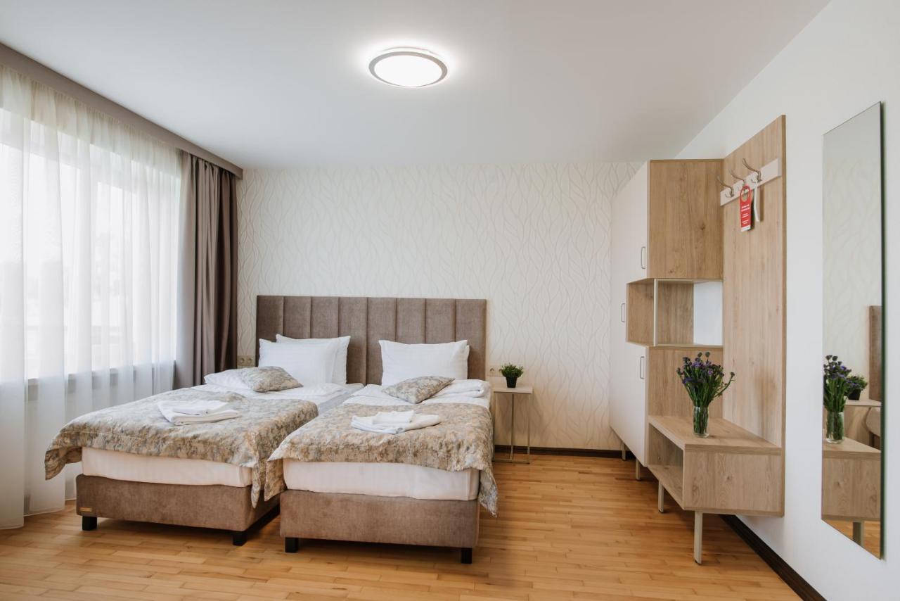 оранта Hotel